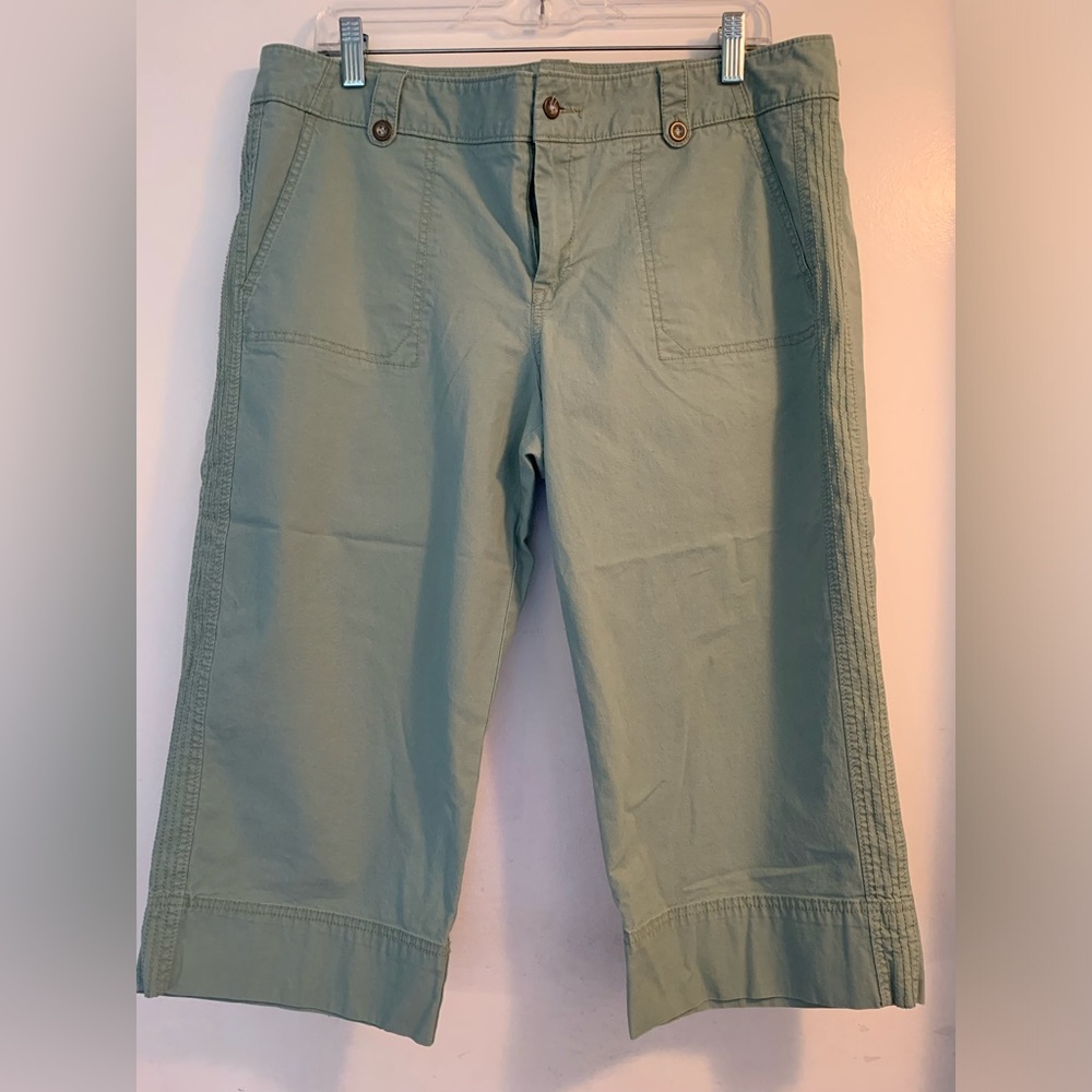 Dockers mid-rise curvy shorts